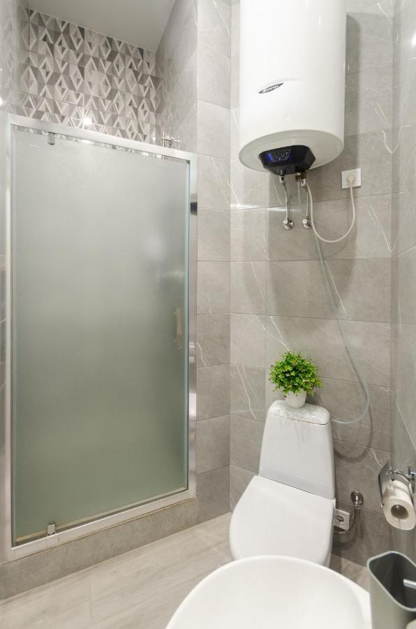 New Apartment Near Railway Station 1A Київ Екстер'єр фото